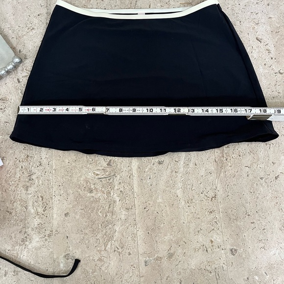 Victoria’s Secret skirt cover-up - Picture 4 of 6